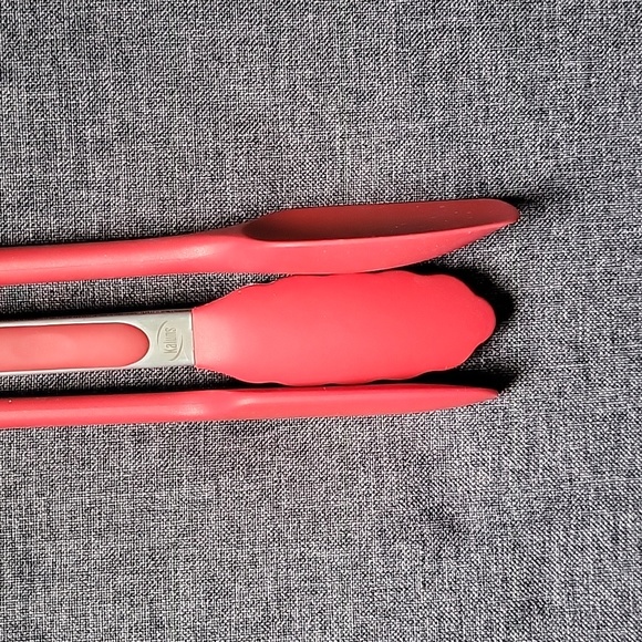 Silicone Spatulas and Grabbers - Picture 6 of 6